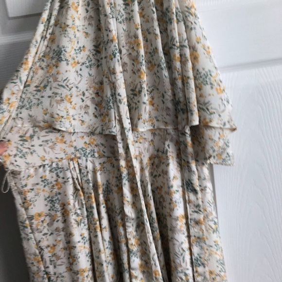 Bishop & young yellow floral tiered maxi dress in size L - Picture 2 of 11
